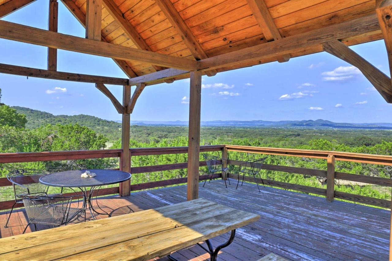 Quiet Utopia Cabin With Deck And Mountain Views! Kültér fotó